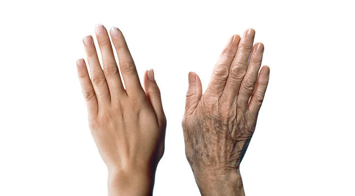 mani tradiscono età